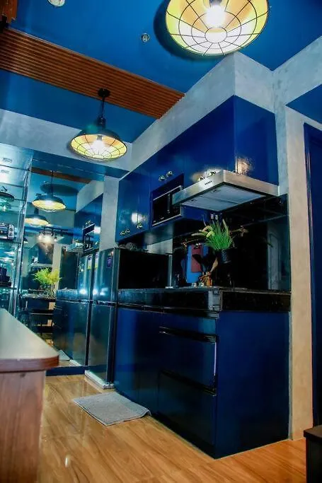 Azure Staycation By Solace Peak 2Br Manila