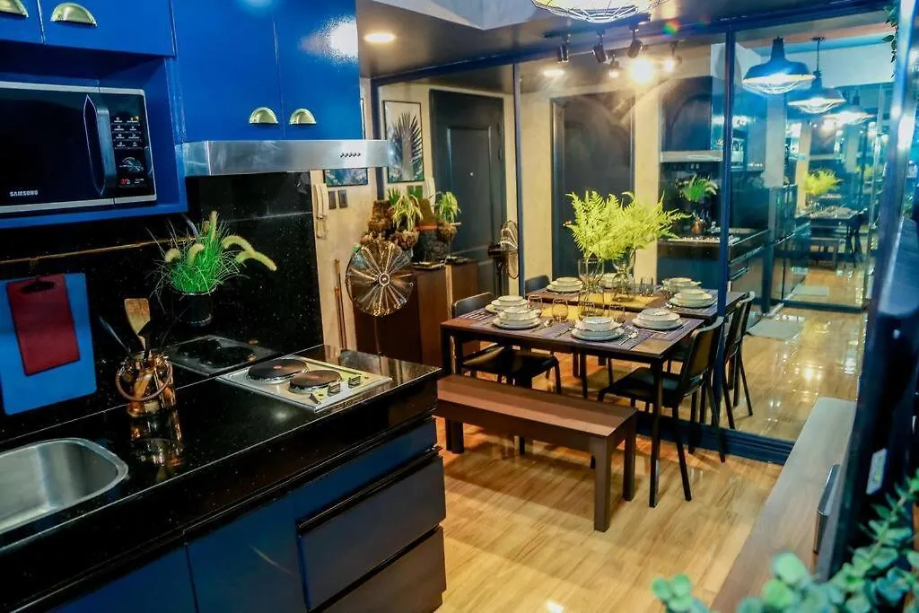 Azure Staycation By Solace Peak 2Br Manila
