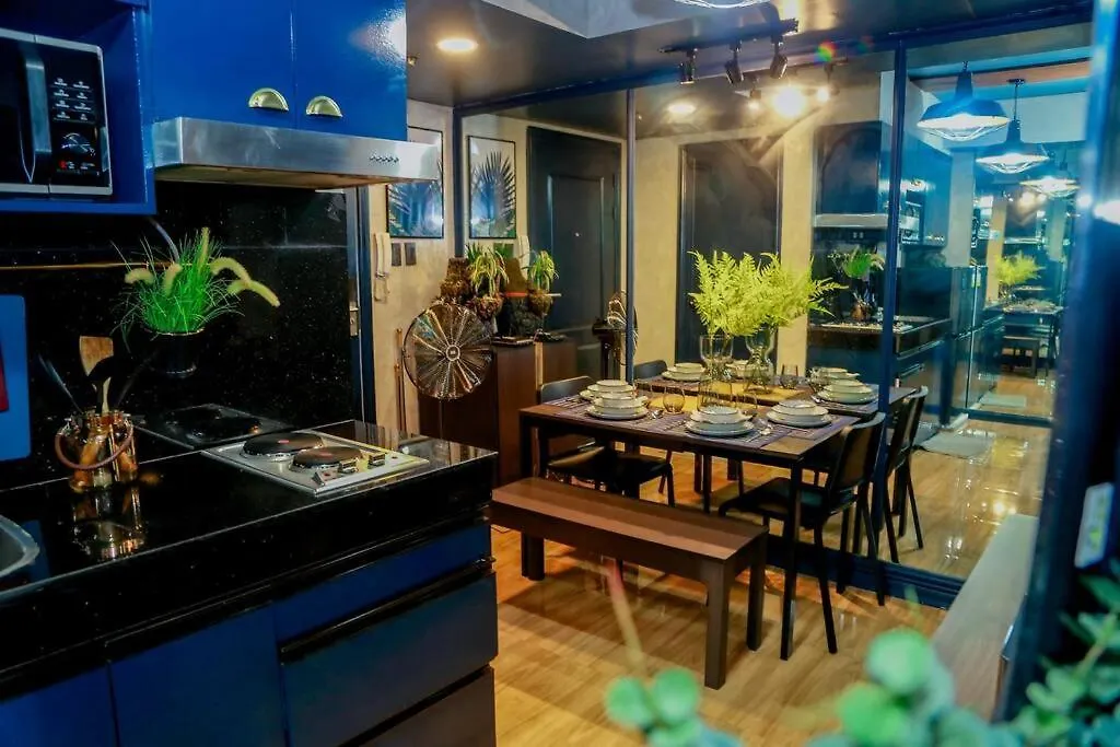 Lägenhet Azure Staycation By Solace Peak 2Br Manila